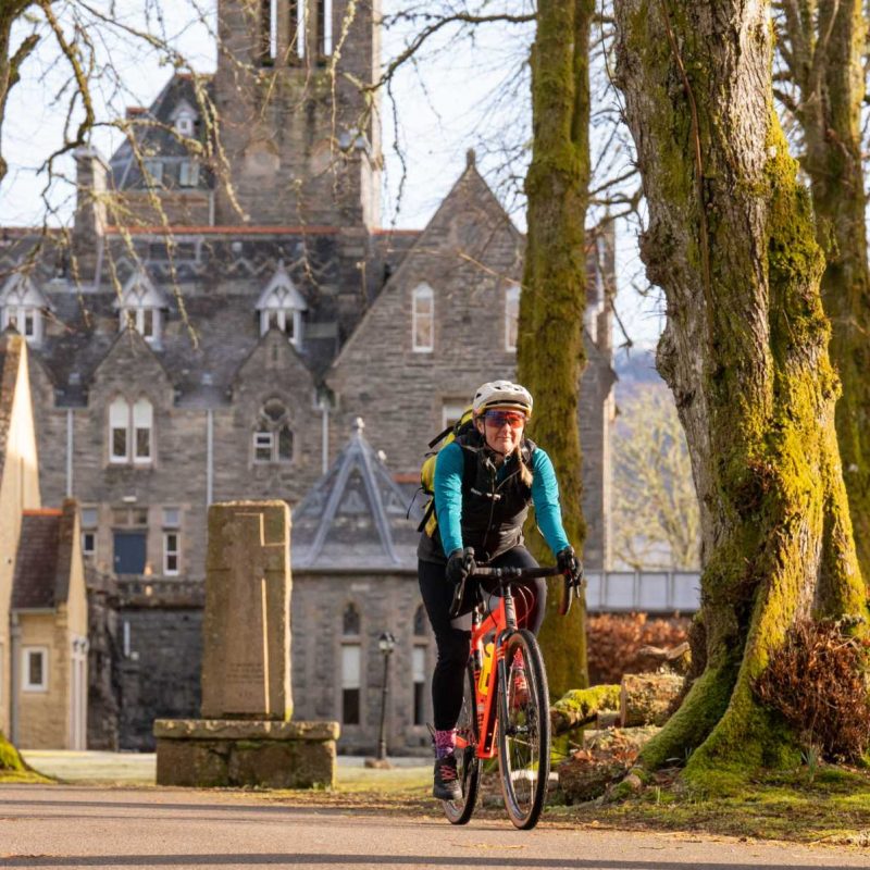 Cycling holidays and event accommodation on Loch Ness.