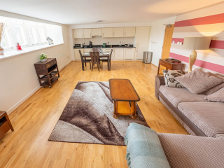 Monastery 10 - Brunel accommodation&#039;s open plan living at Abbey Holidays Loch Ness